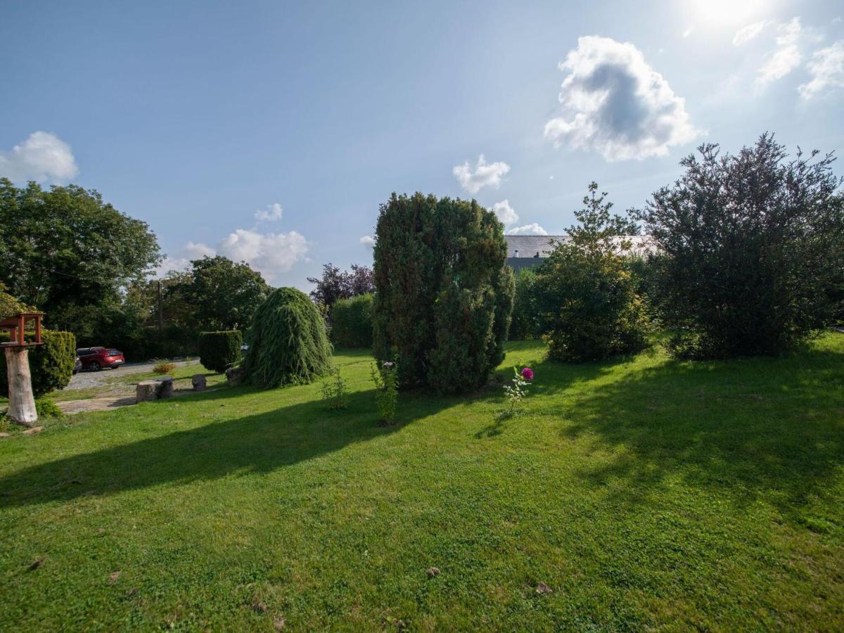 Beautiful And Spacious Holiday Home With P Tanque Court And Countryside Views Somme-Leuze Exterior photo