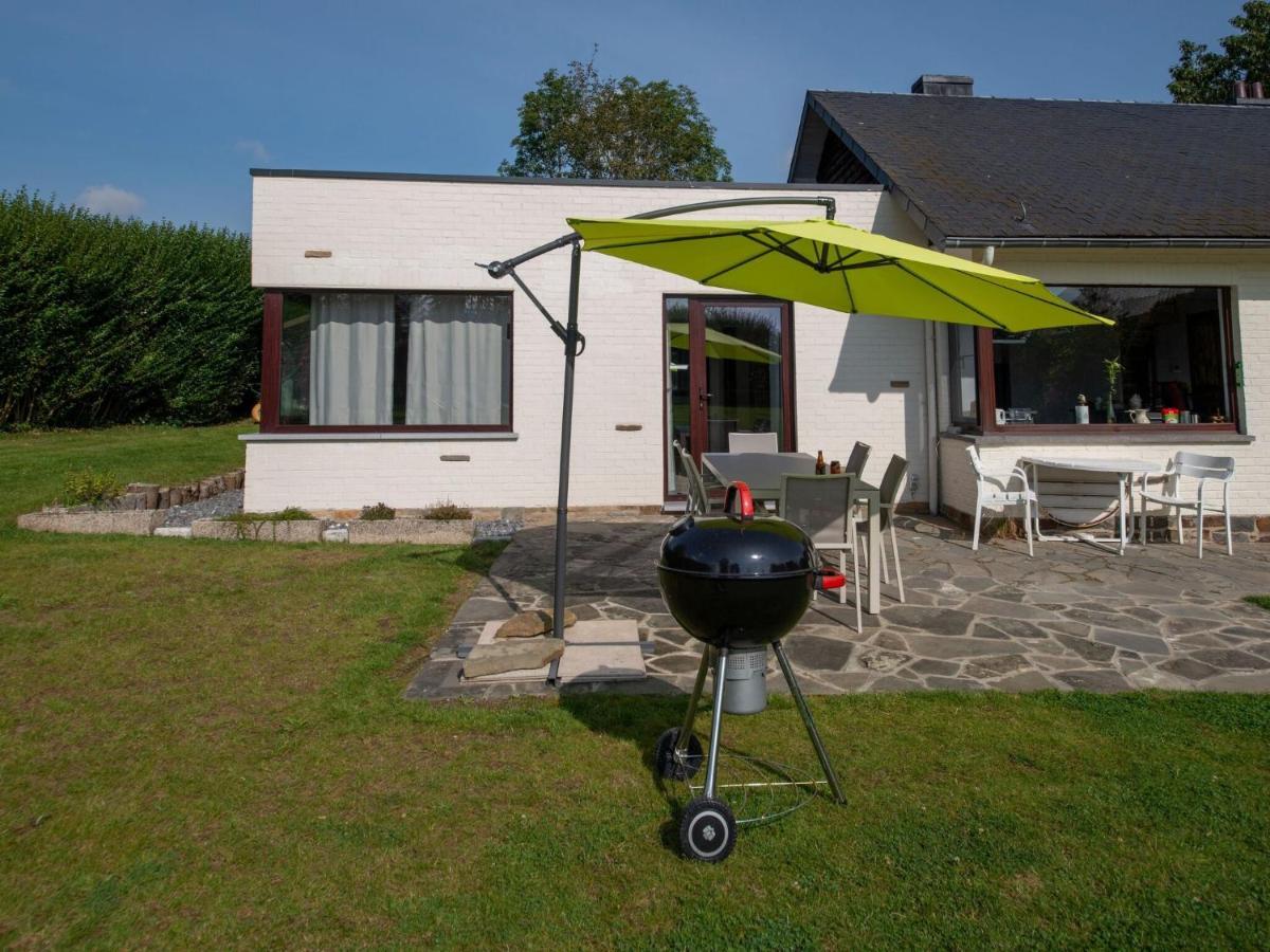 Beautiful And Spacious Holiday Home With P Tanque Court And Countryside Views Somme-Leuze Exterior photo