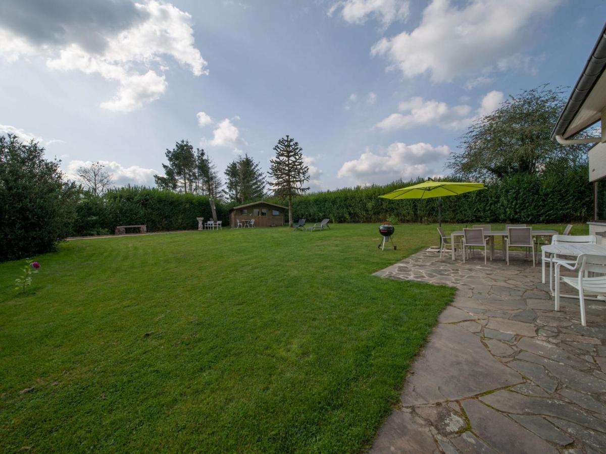 Beautiful And Spacious Holiday Home With P Tanque Court And Countryside Views Somme-Leuze Exterior photo